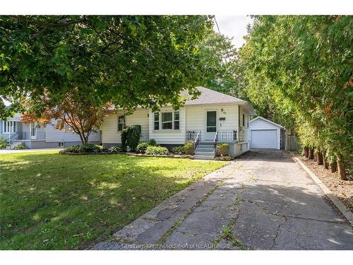 42 Canterbury Street, Chatham, ON 