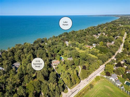 3170 Egremont Road, Plympton-Wyoming, ON 