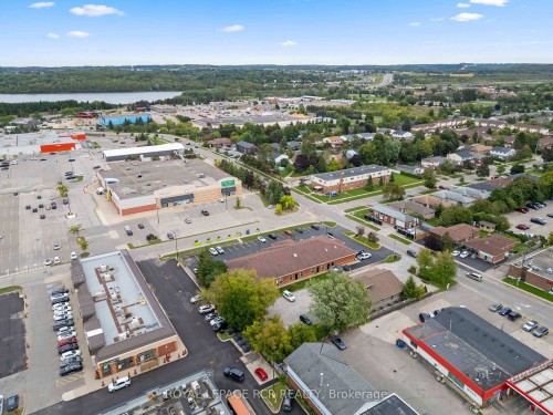 14 Fifth Avenue, Orangeville, ON 