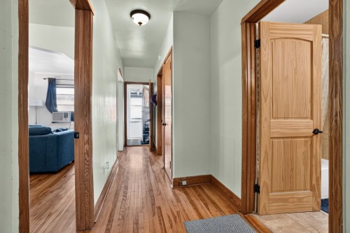 70 2e Avenue , Montréal (LaSalle), QC H8P 2G2 2