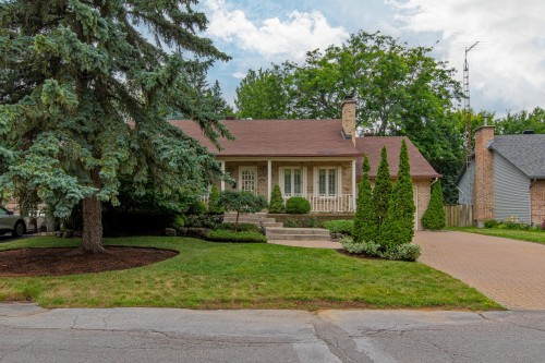Façade - 920 Rue Lajeunesse, Sainte-Thérèse, QC 