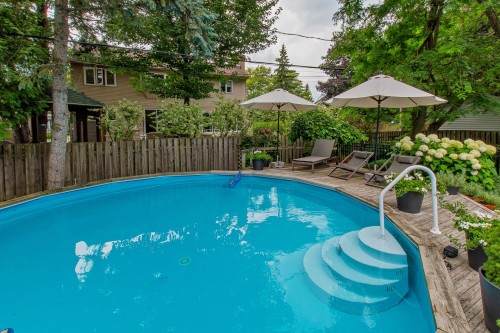 Piscine - 920 Rue Lajeunesse, Sainte-Thérèse, QC 