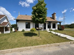 1280 Rue de Nice Québec (Charlesbourg), QC G1G 5W2
