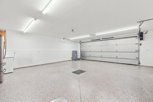 Garage - 316 Boul. Seigneurial E., Saint-Bruno-De-Montarville, QC 