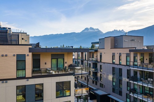 2501-1702 Coursier Avenue, Revelstoke, BC 