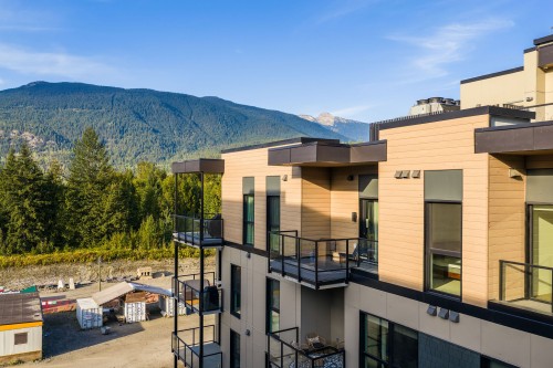 2501-1702 Coursier Avenue, Revelstoke, BC 