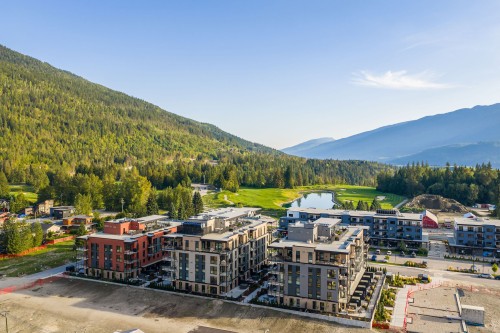 2501-1702 Coursier Avenue, Revelstoke, BC 