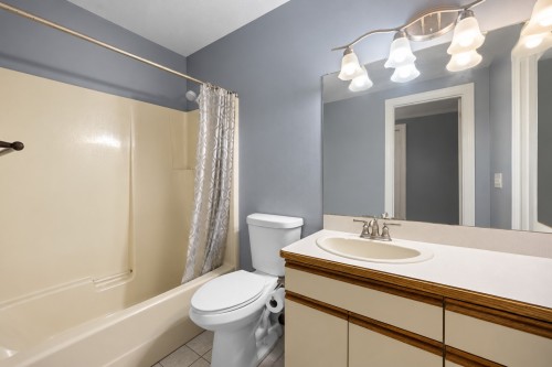 749 Robson Drive, Kamloops, BC 