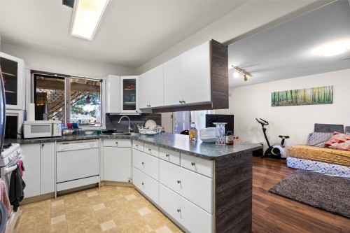 749 Robson Drive, Kamloops, BC 