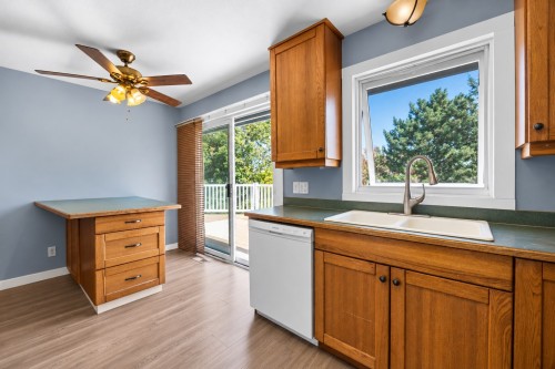 749 Robson Drive, Kamloops, BC 