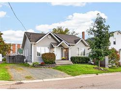 35 Kirkwood DR Moncton, NB E1A 4G8