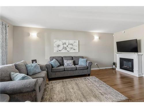 27 Glenview Crt, Riverview, NB 