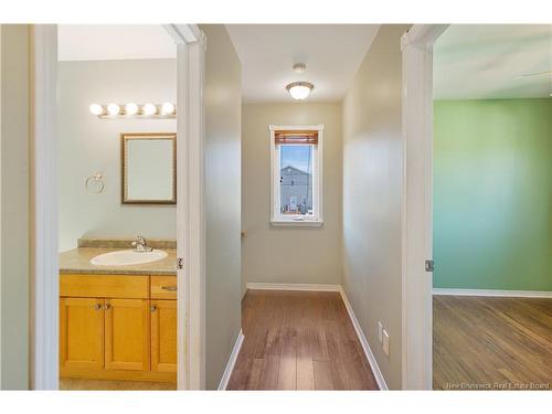 77 Stoneham Dr, Moncton, NB 