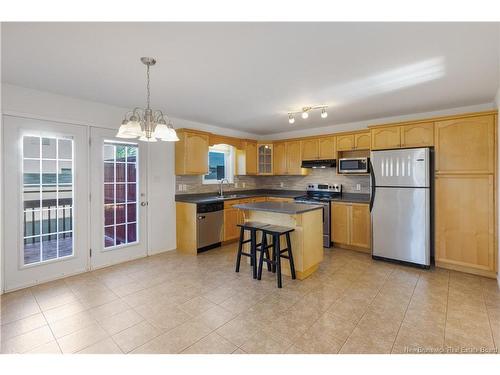 77 Stoneham Dr, Moncton, NB 