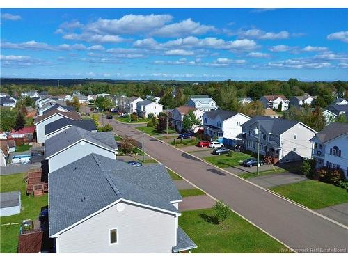 77 Stoneham Dr, Moncton, NB 