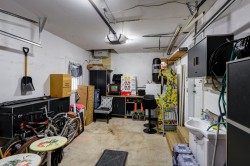 Garage - 