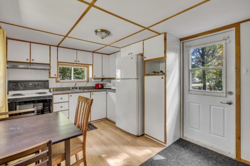Salle à manger - 340 Rue Des Cèdres, Saint-Apollinaire, QC 