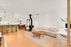 Salon - 