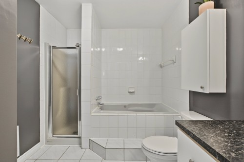 Salle de bains - 50-1470 Boul. De La Grande-Allée, Boisbriand, QC 