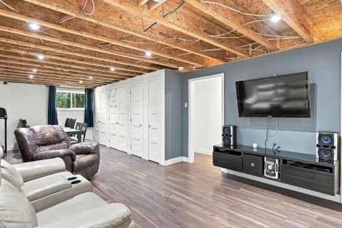 Salle familiale - 1329 Rue Du Vallon, Sainte-Julienne, QC 
