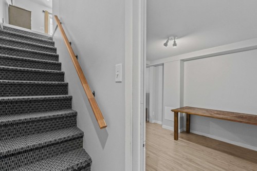 Escalier - B-130Z Rue Leblanc, Repentigny (Repentigny), QC 