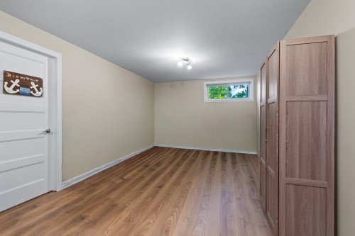Salle familiale - 64 62E Avenue, Saint-Paul-De-L'Île-Aux-Noix, QC 