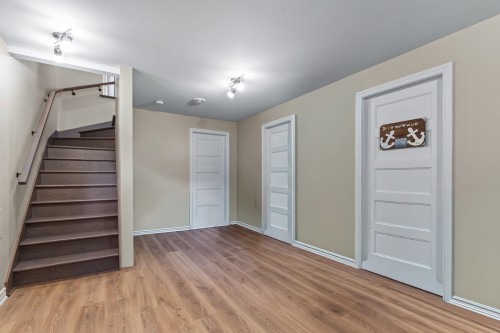 Salle familiale - 64 62E Avenue, Saint-Paul-De-L'Île-Aux-Noix, QC 