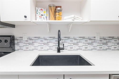 #303-932 Johnson St, Victoria, BC 