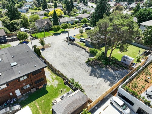 914 Mcnaughton Ave, Esquimalt, BC 