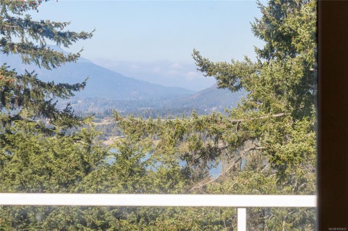 6033 Chippewa Rd, Duncan, BC 