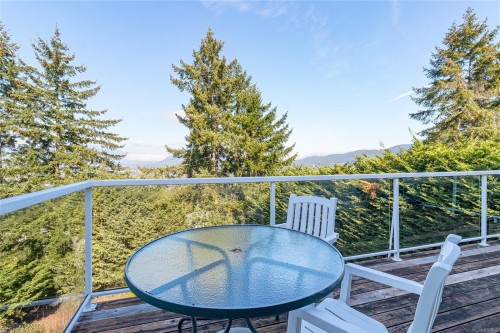 6033 Chippewa Rd, Duncan, BC 