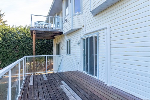 6033 Chippewa Rd, Duncan, BC 