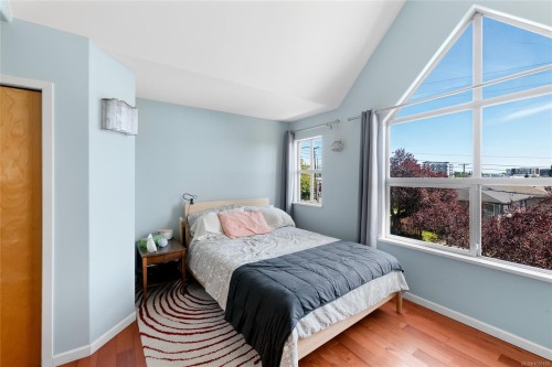 3154 Washington Ave, Victoria, BC 