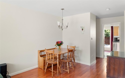 3154 Washington Ave, Victoria, BC 
