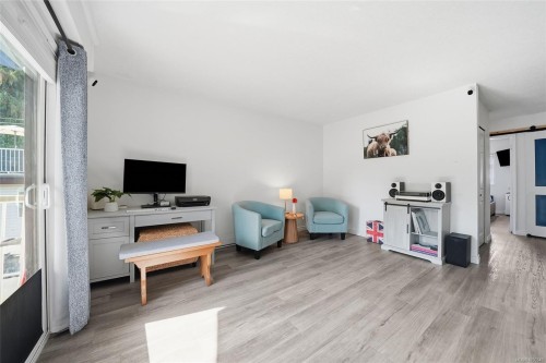 #6-129 Sixth Ave East, Qualicum Beach, BC 