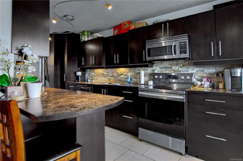 #212A-6231 Blueback Rd, Nanaimo, BC 