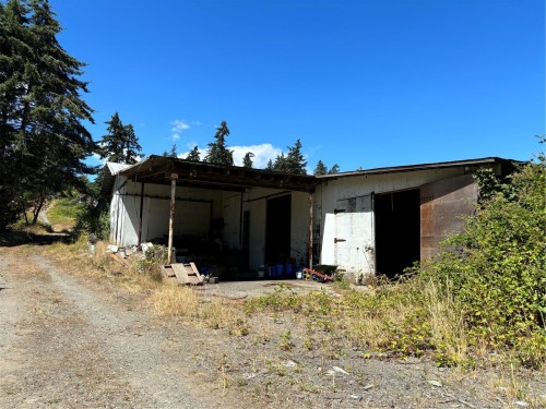 6275 Old East Rd, Central Saanich, BC 