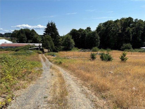 6275 Old East Rd, Central Saanich, BC 