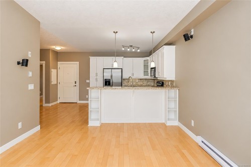#317-2710 Jacklin Rd, Langford, BC 