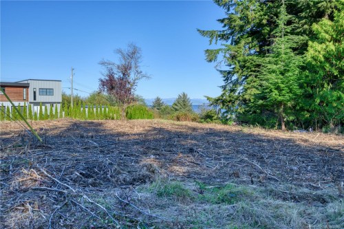 7195 Rupert St, Port Hardy, BC 