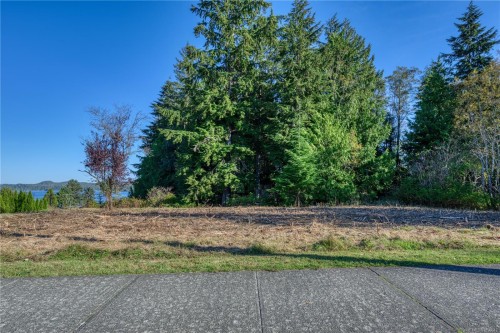 7195 Rupert St, Port Hardy, BC 
