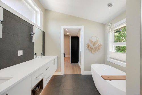 C-1848 Norbury Rd, Shawnigan Lake, BC 