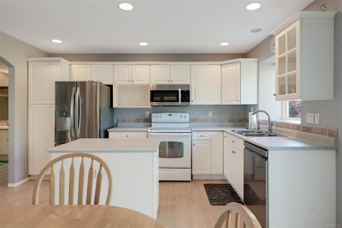 #16-920 Brulette Pl, Mill Bay, BC 