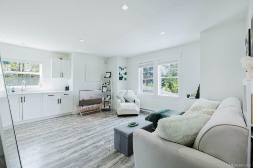 30 Jedburgh Rd, View Royal, BC 