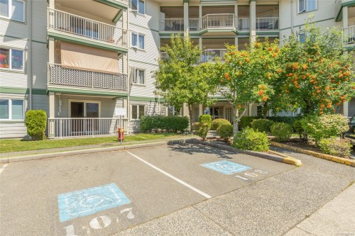 #111-4971 Songbird Pl, Nanaimo, BC 