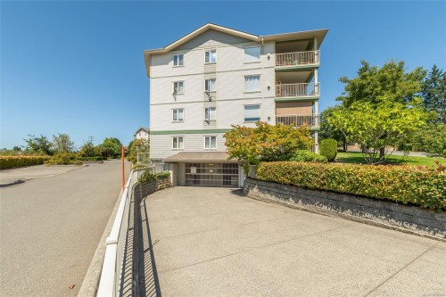 #111-4971 Songbird Pl, Nanaimo, BC 