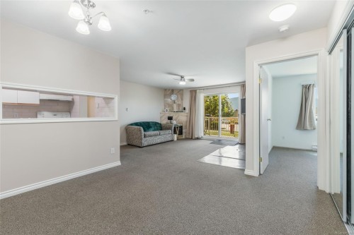 #111-4971 Songbird Pl, Nanaimo, BC 