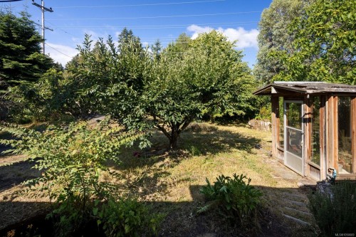 8625 Aldous Terr, North Saanich, BC 