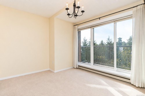 #404-4030 Quadra St, Saanich, BC 