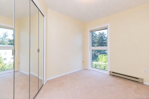 #404-4030 Quadra St, Saanich, BC 